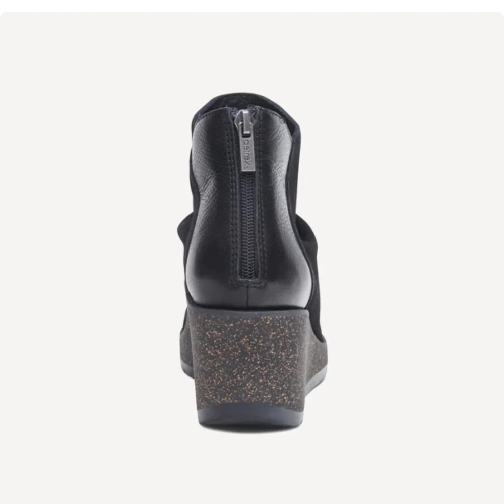 aetrex Kara‎ Black Wedge Ankle Boots